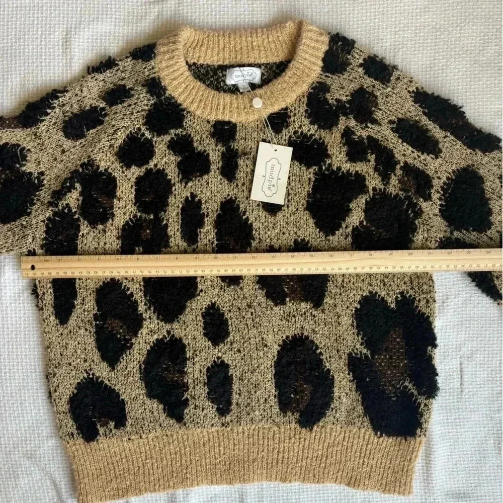 mudpie sweater women small Leopard Tan Cozy Neutral Preppy Fall Winter shaggy - Picture 7 of 7